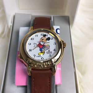 Vintage Mickey  NWT. Loris Quartz “ Melody Mickey”